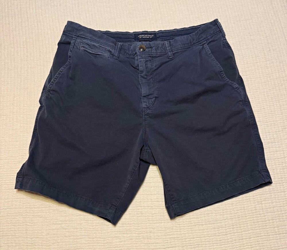American Eagle Outfitters Men's Next Level Stretch Slim Chino 7” Shorts Pockets